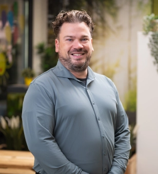 Meneer Maikel <br> Conciërge