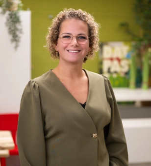 Juf Latoya <br> Pedagogisch Professional